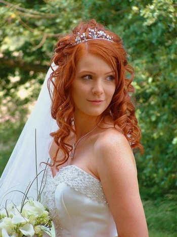 cheveux-detaches-mariage