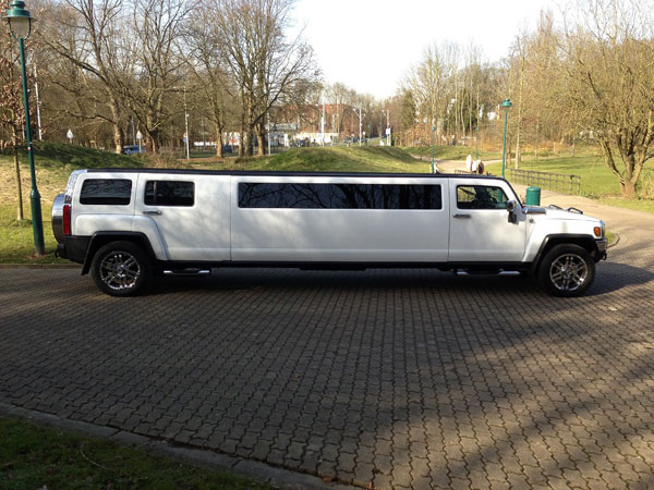 Location de véhicules : Limousine Hummer H3