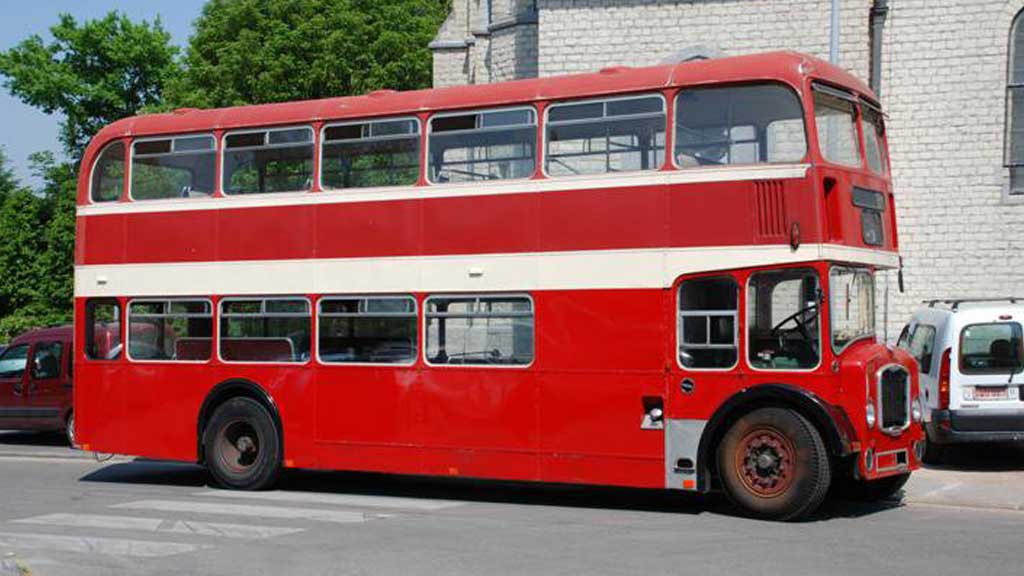 Location bus anglais: Bristol 64 places