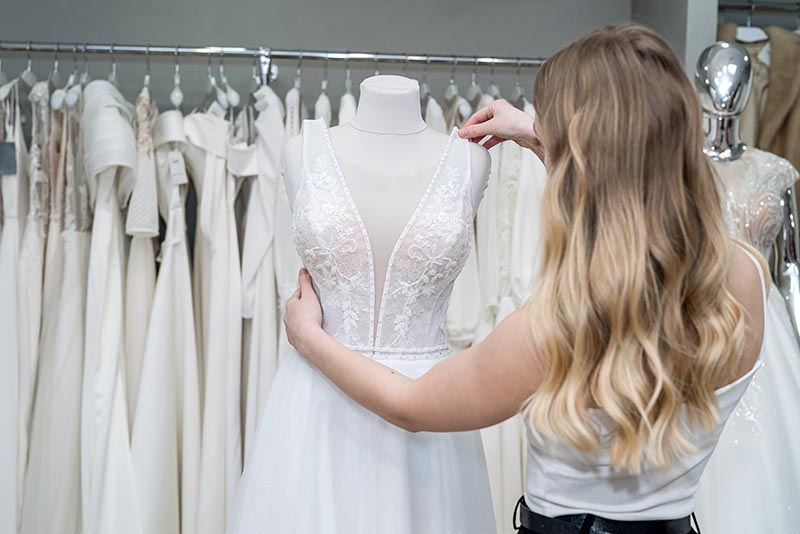 Budget robe de mariée : combien faut-il prévoir ?