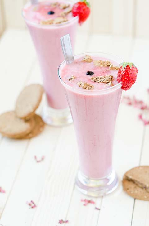 Des smoothies aux fruits pour une boisson saine et délicieuse