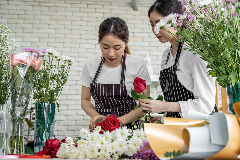 Comment choisissez-vous les fleurs pour un mariage ?