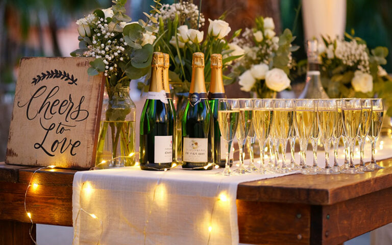 bar theme mariage idees