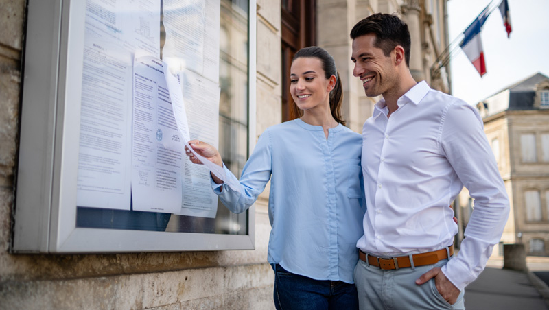 10 jours affichage et un an pour se dire oui le calendrier legal
