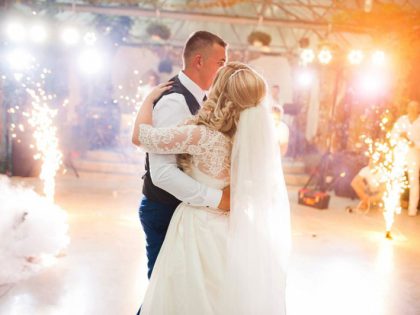 media-transformez-votre-soiree-de-mariage-a-paris-en-moment-inoubliable