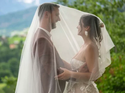 se-marier-face-mont-blanc-pourquoi-choisir-mariage-intimiste-dans-les-alpes